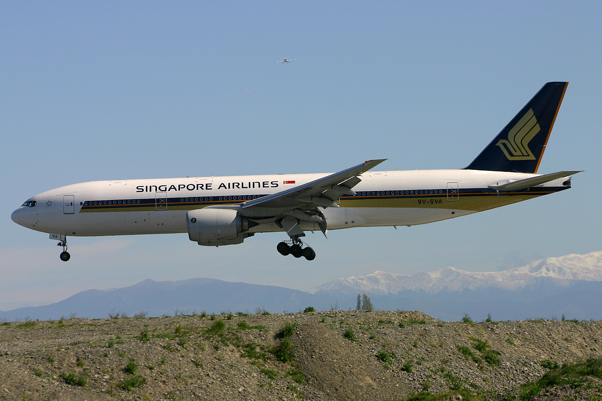 9V-SVA (28524) 2001 Boeing 777-212(ER)