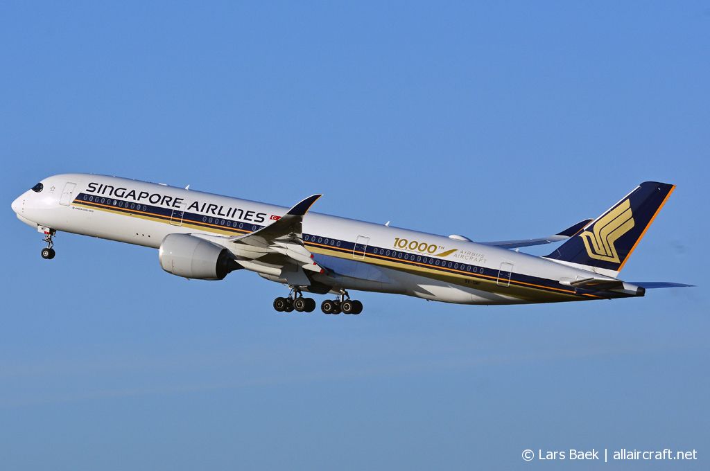 9V-SMF (054) 2016 Airbus A350-941