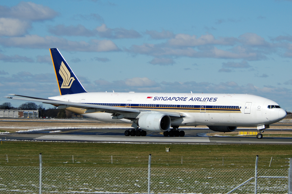 9V-SVD (30869) 2001 Boeing 777-212(ER)