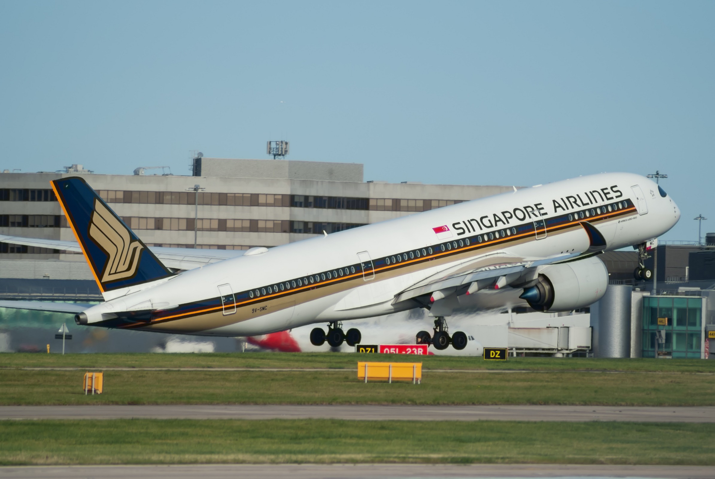 9V-SMC (031) 2016 Airbus A350-941