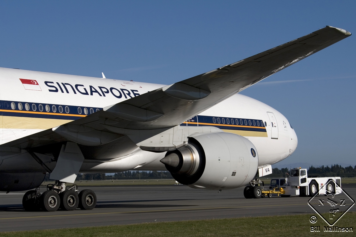 9V-SVA (28524) 2001 Boeing 777-212(ER)