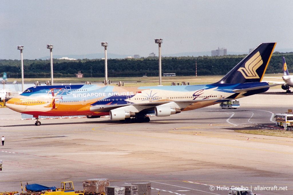 9V-SPK (28023) 1997 Boeing 747-412