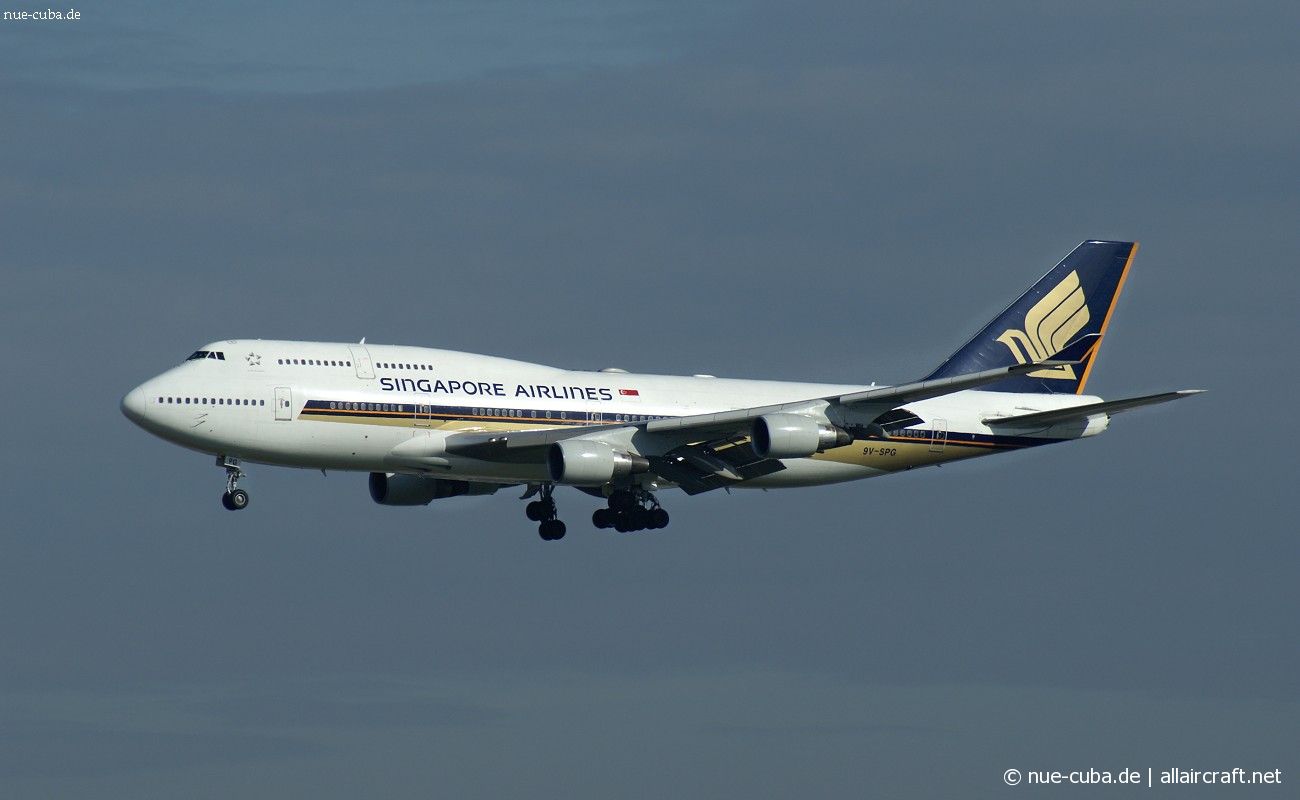 9V-SPG (cn 26562) Boeing 747-412