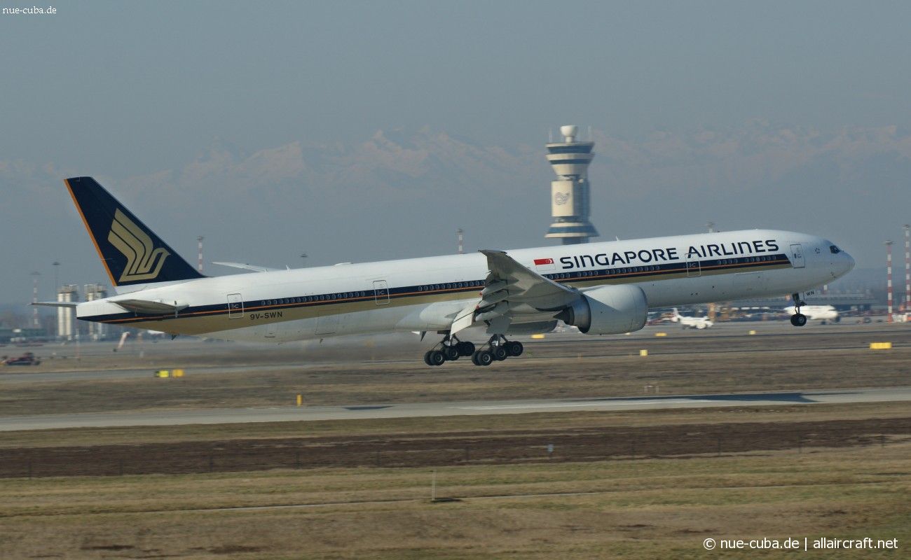 9V-SWN (cn 34579) Boeing 777-312/ER