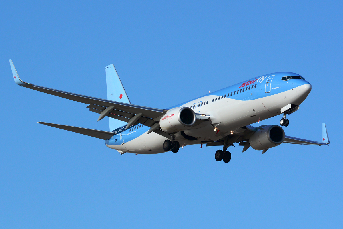 OO-JAU (37250) 2013 Boeing 737-8K5(WL)