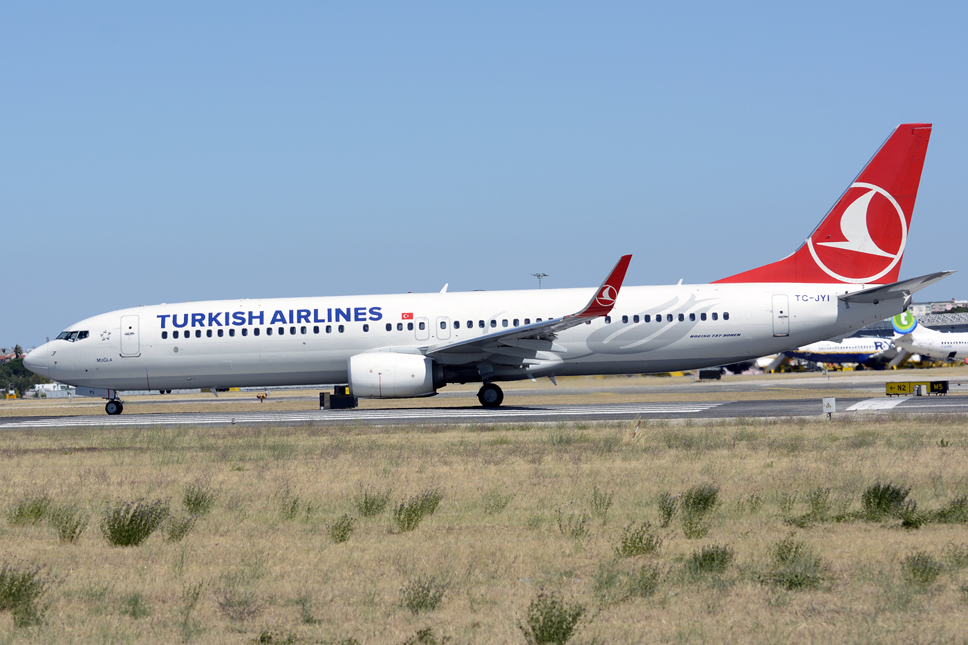 TC-JYI (40985) 2012 Boeing 737-9F2ER(WL)