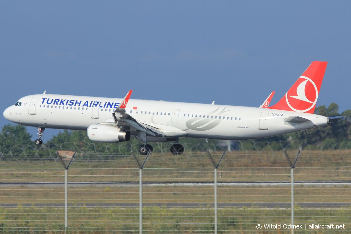 TC-JTA (6781) 2015 Airbus A321-231(WL)