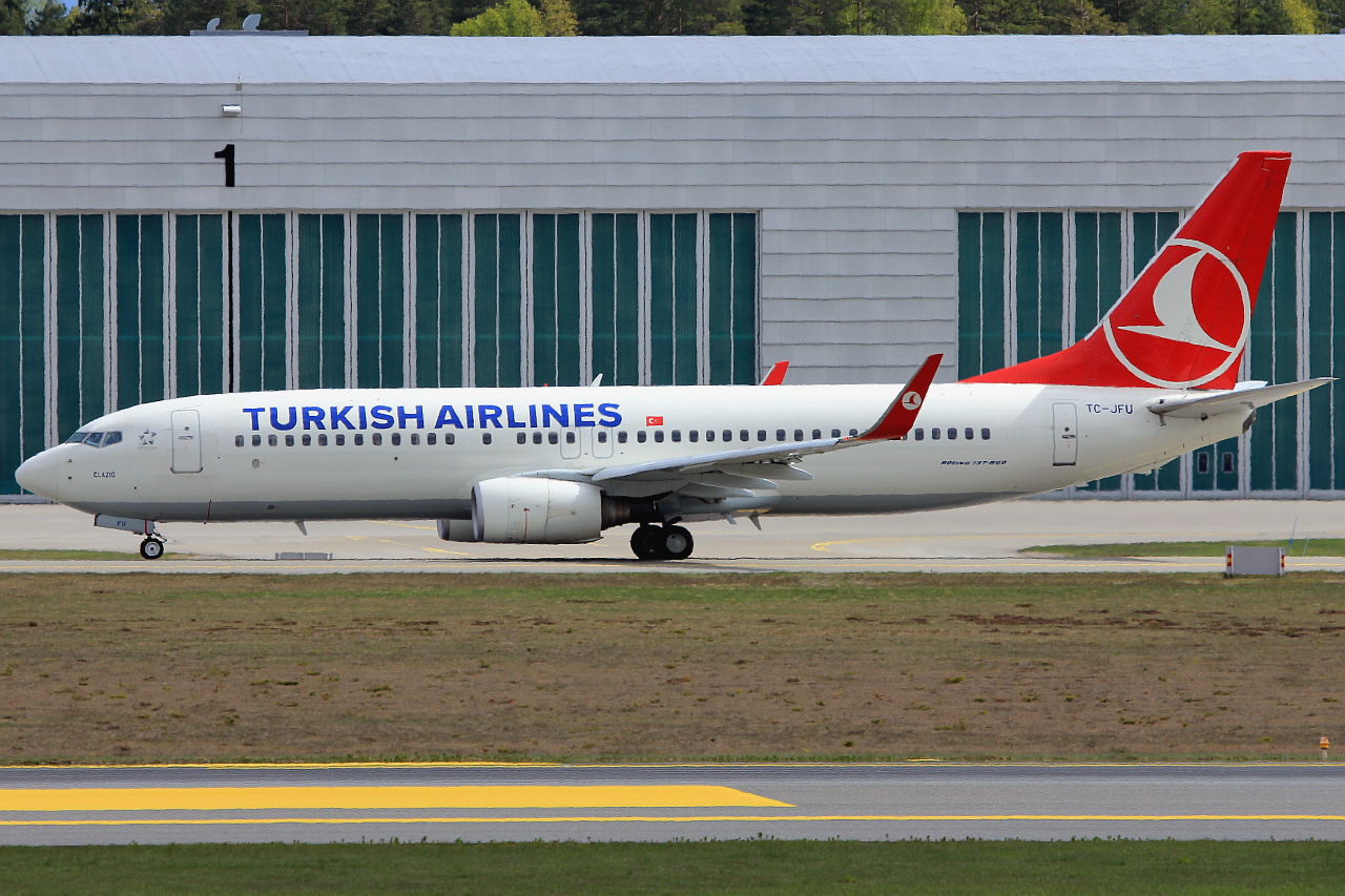TC-JFU (29781) 1999 Boeing 737-8F2(WL)