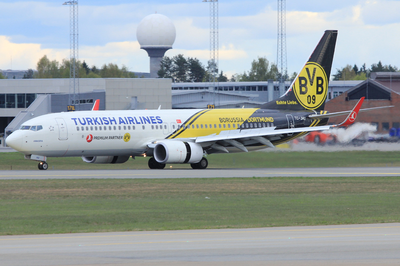 TC-JHU (42002) 2013 Boeing 737-8F2(WL)