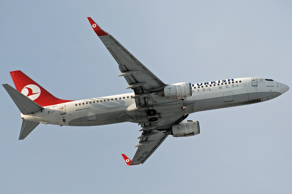 TC-JGA (29785) 2000 Boeing 737-8F2(WL)