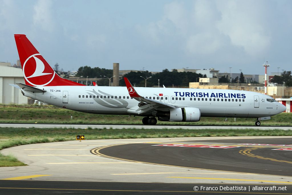 TC-JHA (35740) 2008 Boeing 737-8F2 WL