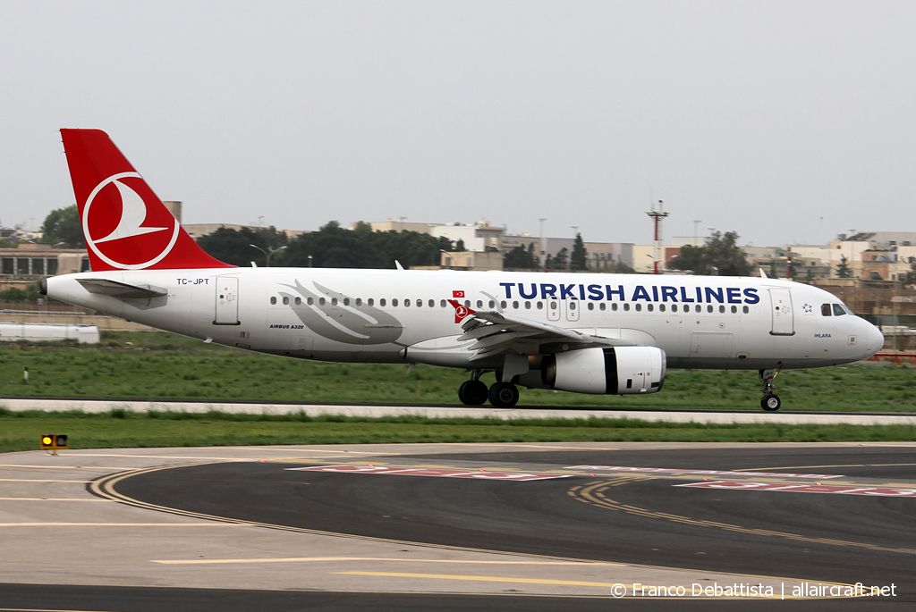 TC-JPT (3719) 2008 Airbus A320-232