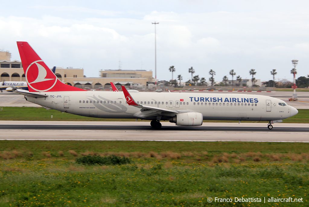 TC-JYL (42010) 2015 Boeing 737-9F2ER(WL)