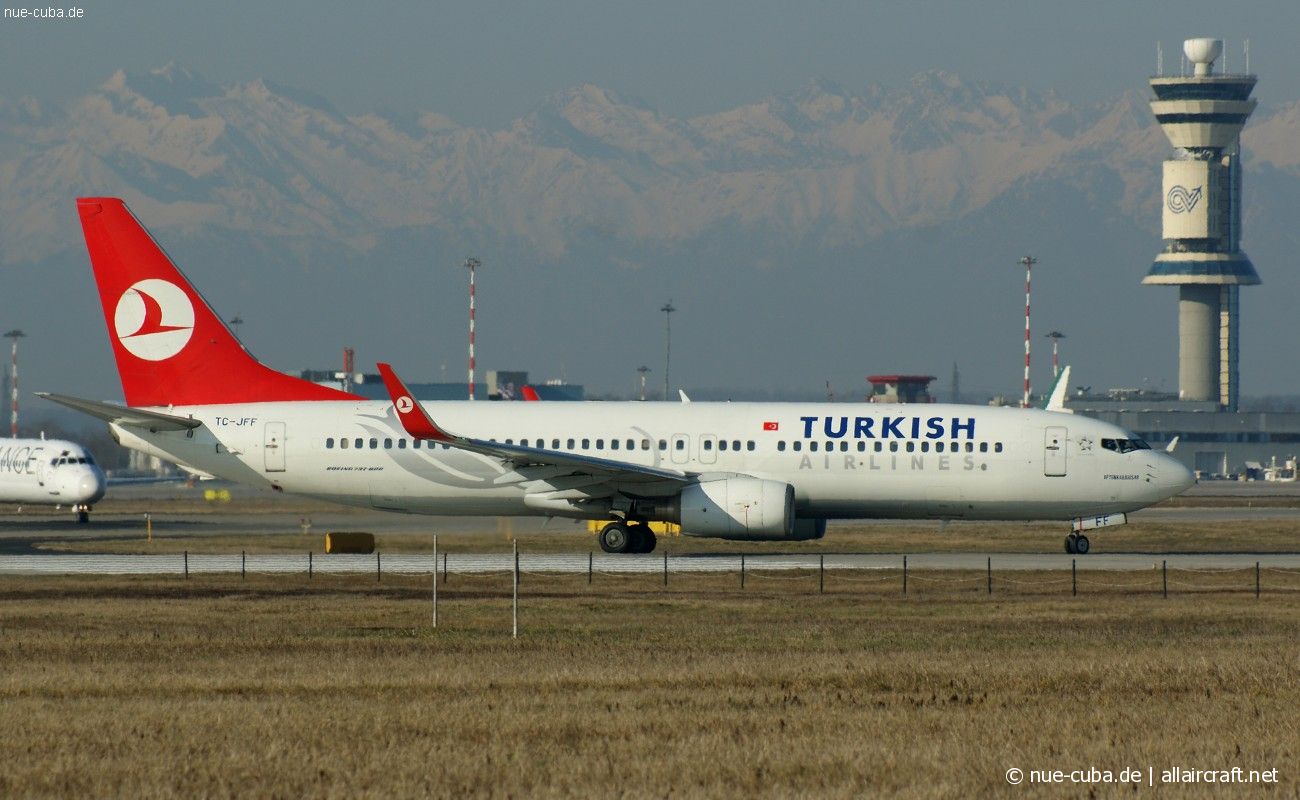 TC-JFF (29768) 1998 Boeing 737-8F2(WL)
