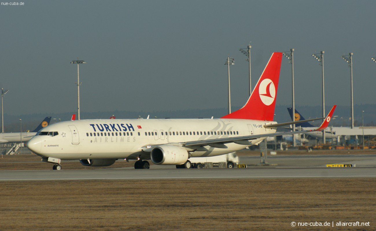 TC-JHE (35744) 2008 Boeing 737-8F2(WL)