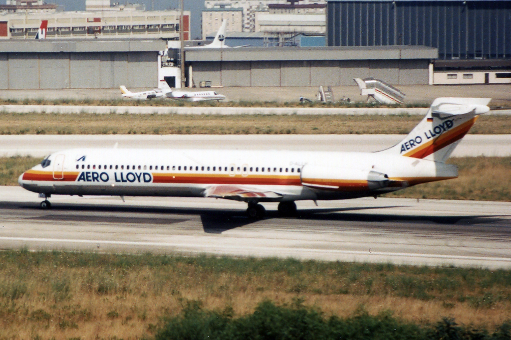 D-ALLH (cn 49671) McDonnell Douglas MD-87