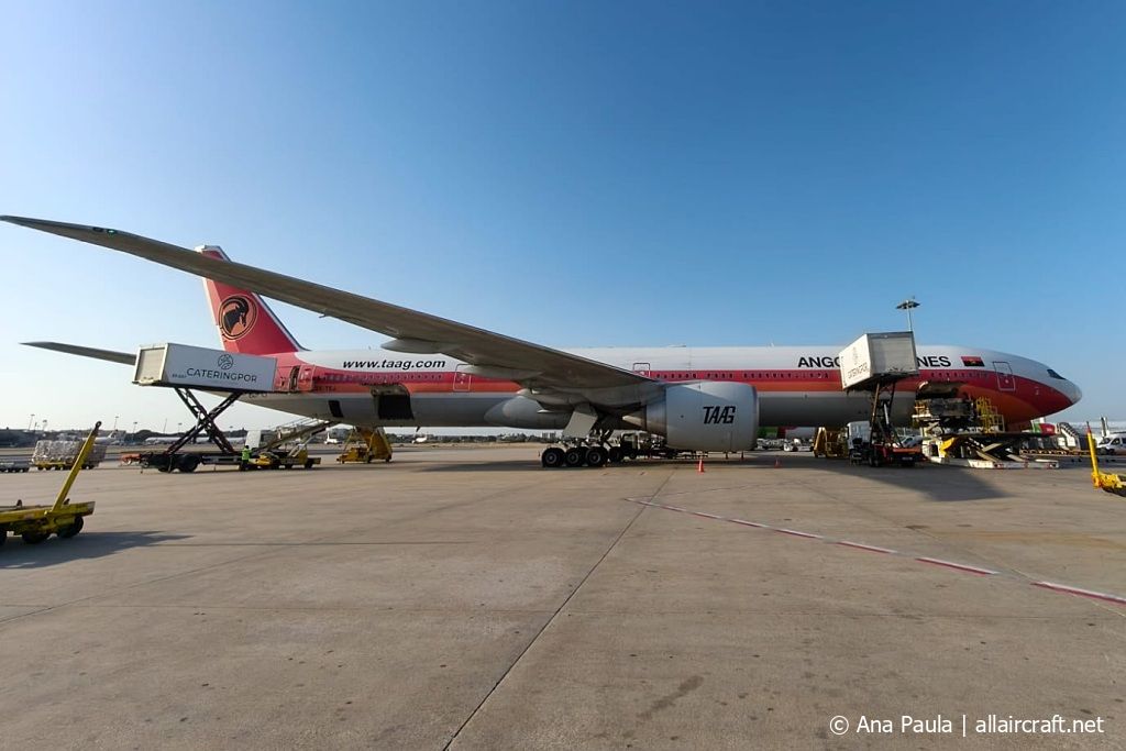 D2-TEJ (43253) 2015 Boeing 777-3M2ER