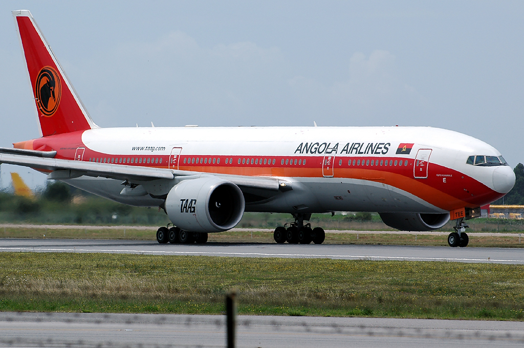 D2-TEE (34566) 2006 Boeing 777-2M2(ER)