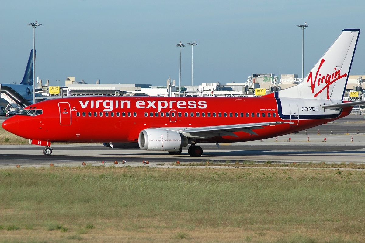 OO-VEH (28571) 1998 Boeing 737-36N