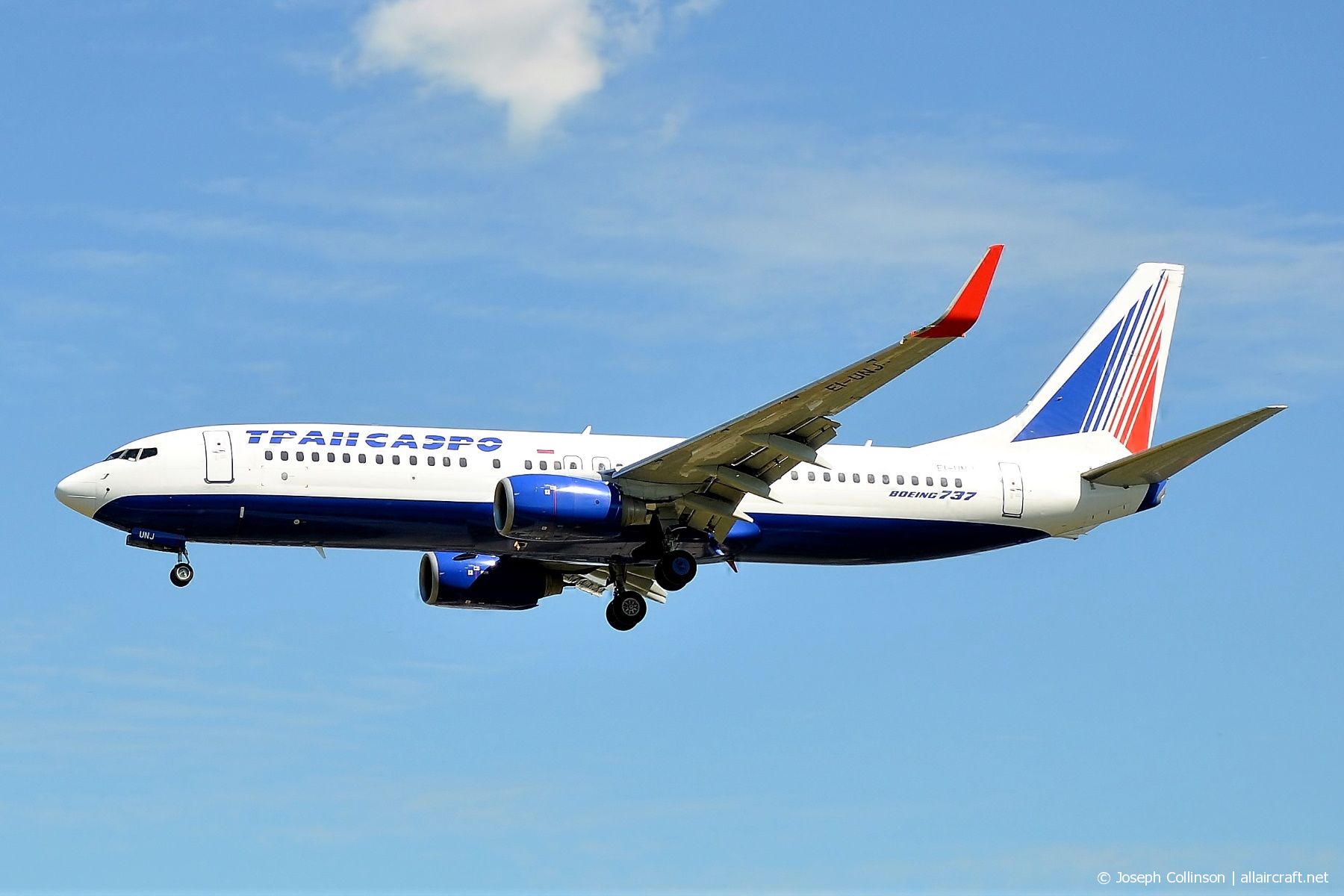 EI-UNJ (36883) 2011 Boeing 737-86J(WL)