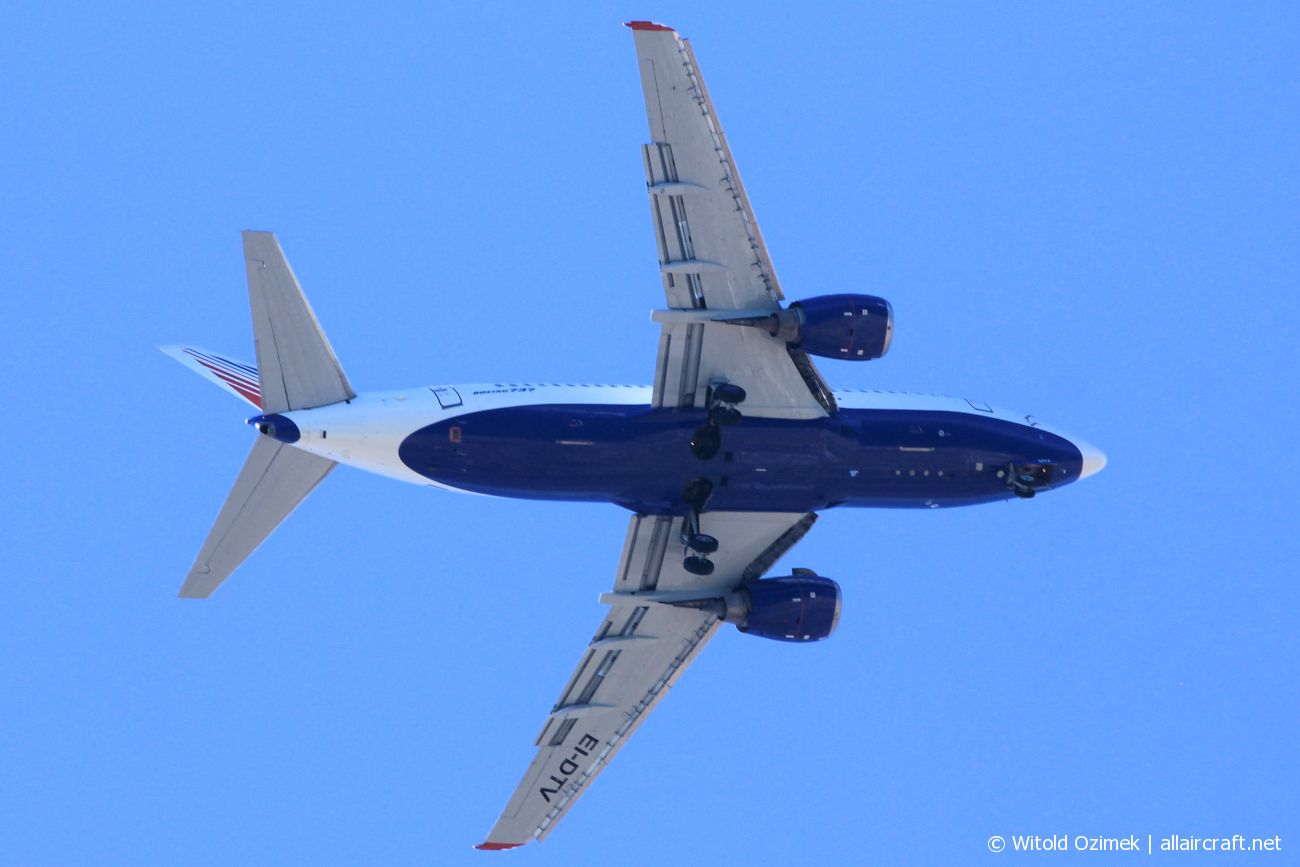 EI-DTV (25183) 1992 Boeing 737-5Y0