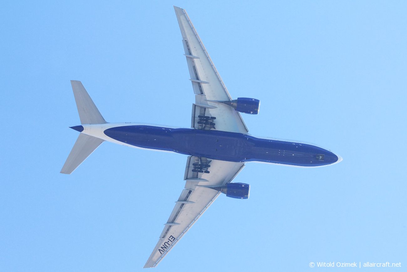 EI-UNV (28714) 1999 Boeing 777-222(ER)
