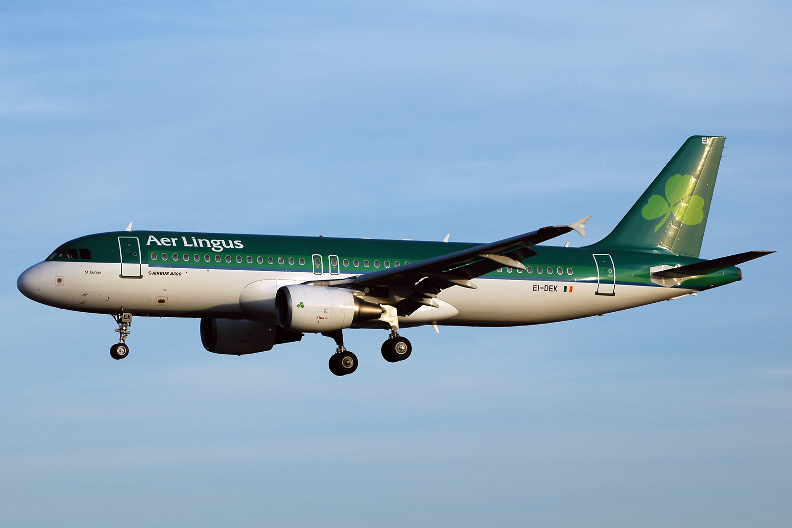 EI-DEK (2399) 2005 Airbus A320-214