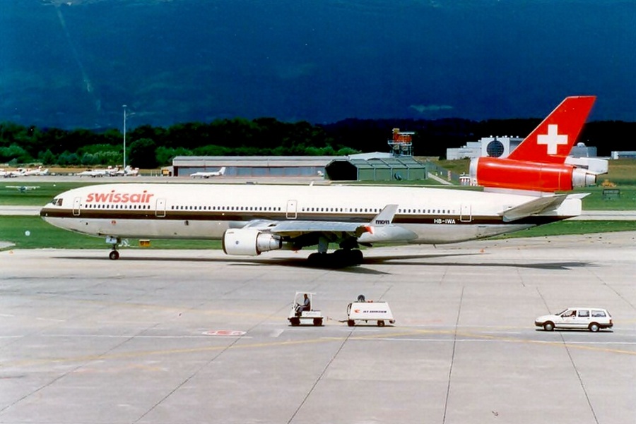 HB-IWA (48443) 1990 McDonnell Douglas MD-11