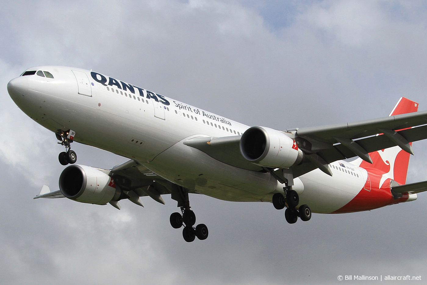 VH-EBF (853) 2007 Airbus A330-202