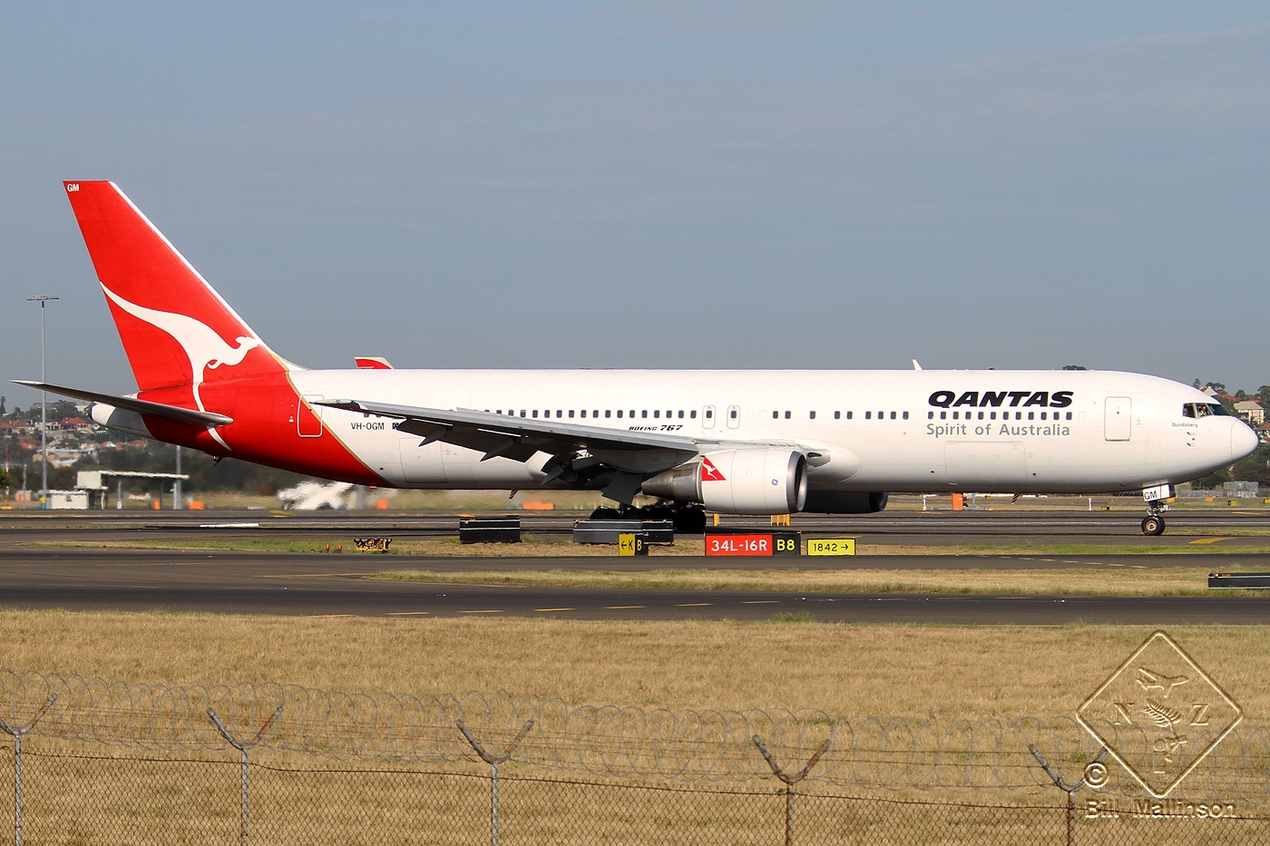VH-OGM (25575) 1992 Boeing 767-338(ER)