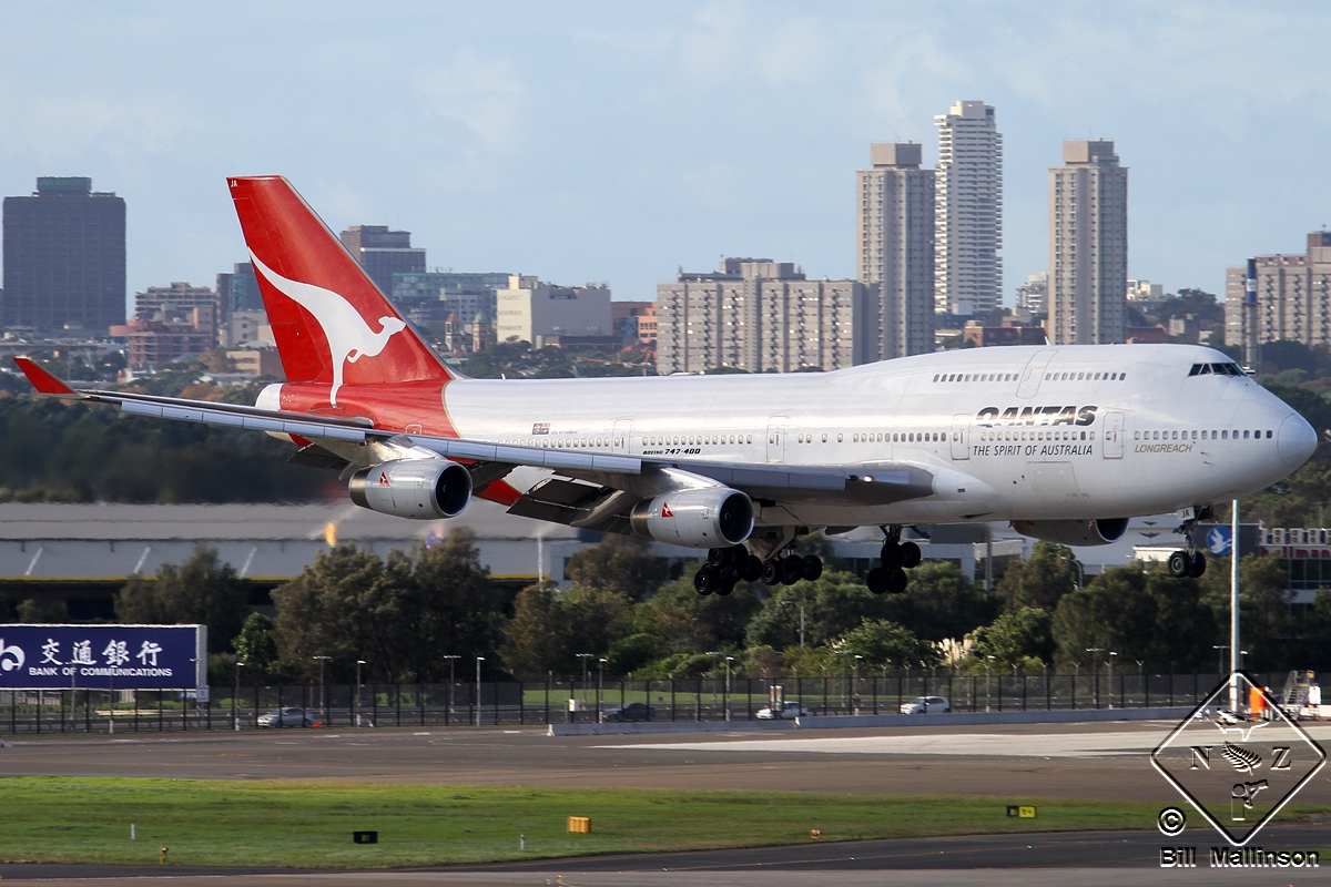 VH-OJA (24354) 1989 Boeing 747-438