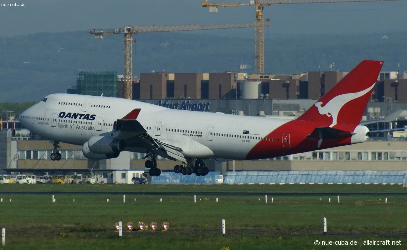 VH-OJC (24406) 1989 Boeing 747-438
