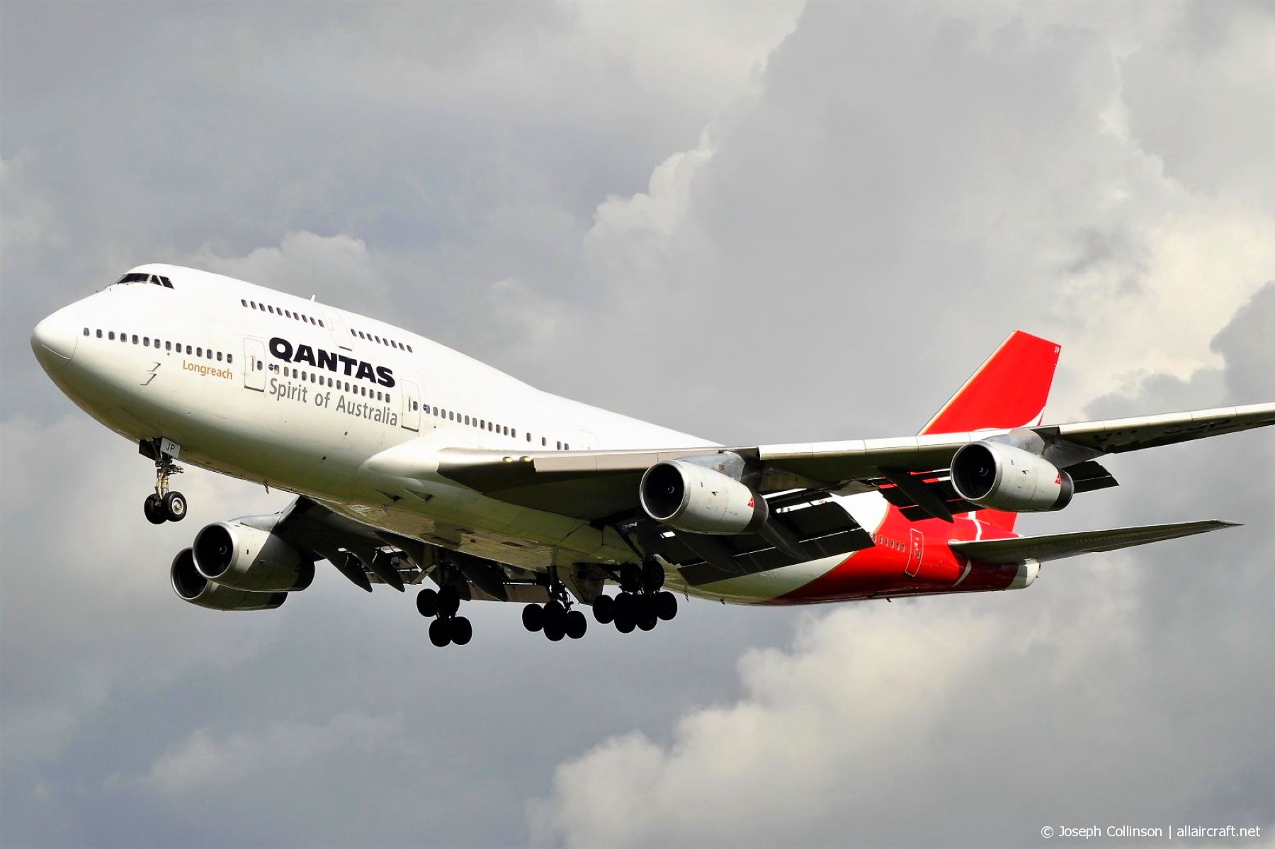 VH-OJP (25545) 1992 Boeing 747-438