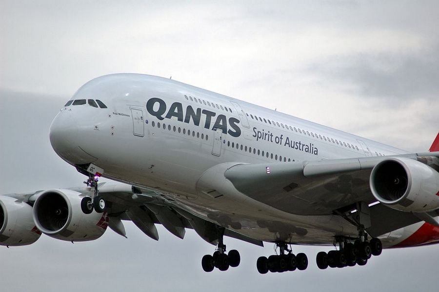 VH-OQC (022) 2008 Airbus A380-842