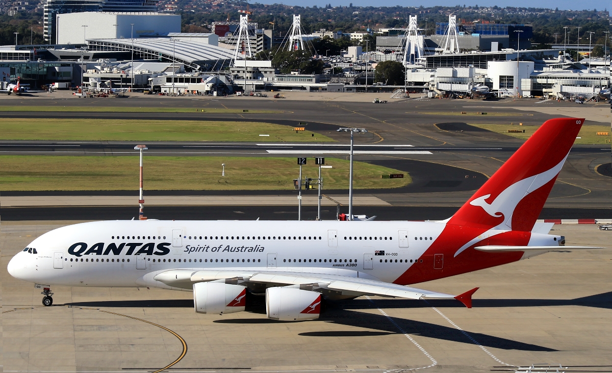 VH-OQD (026) 2008 Airbus A380-842