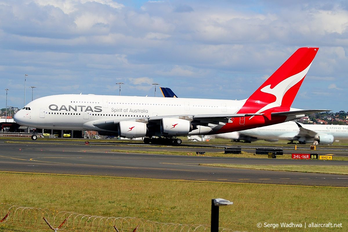 VH-OQL (074) 2011 Airbus A380-842