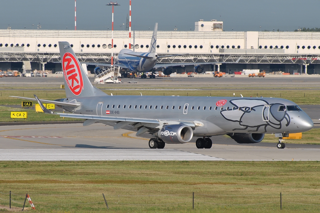 OE-IHB (19000294) Embraer 190-100LR