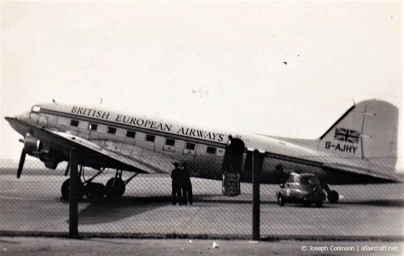 G-AJHY (13388) 1942 Douglas C-47 Dakota 3