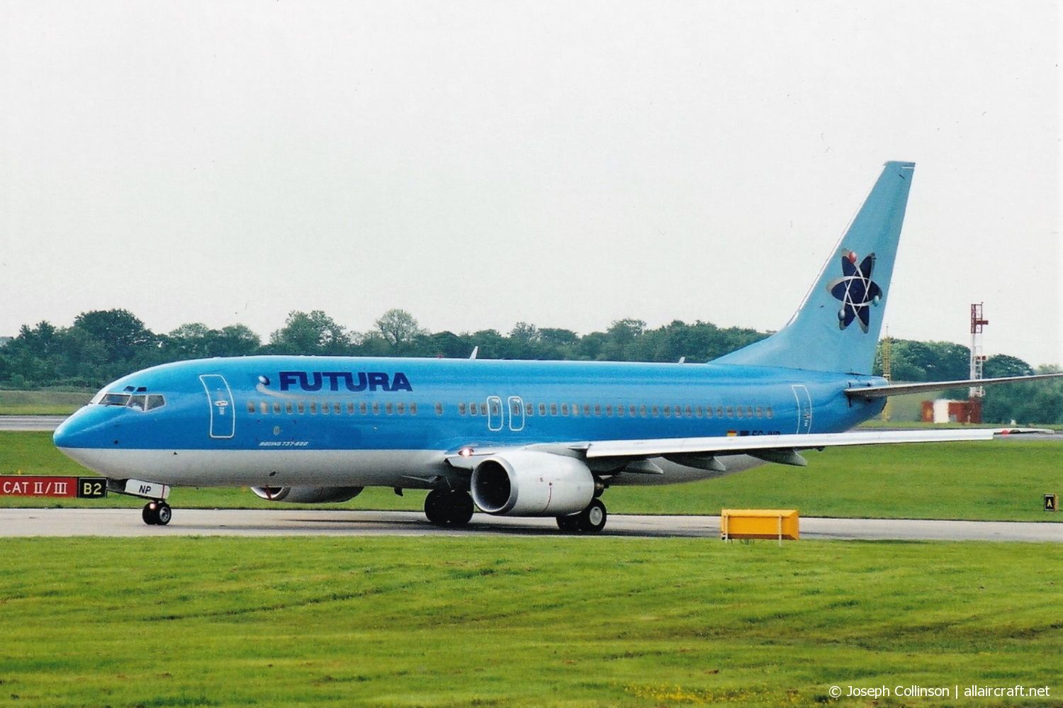 EC-INP (032903) Boeing 737-804