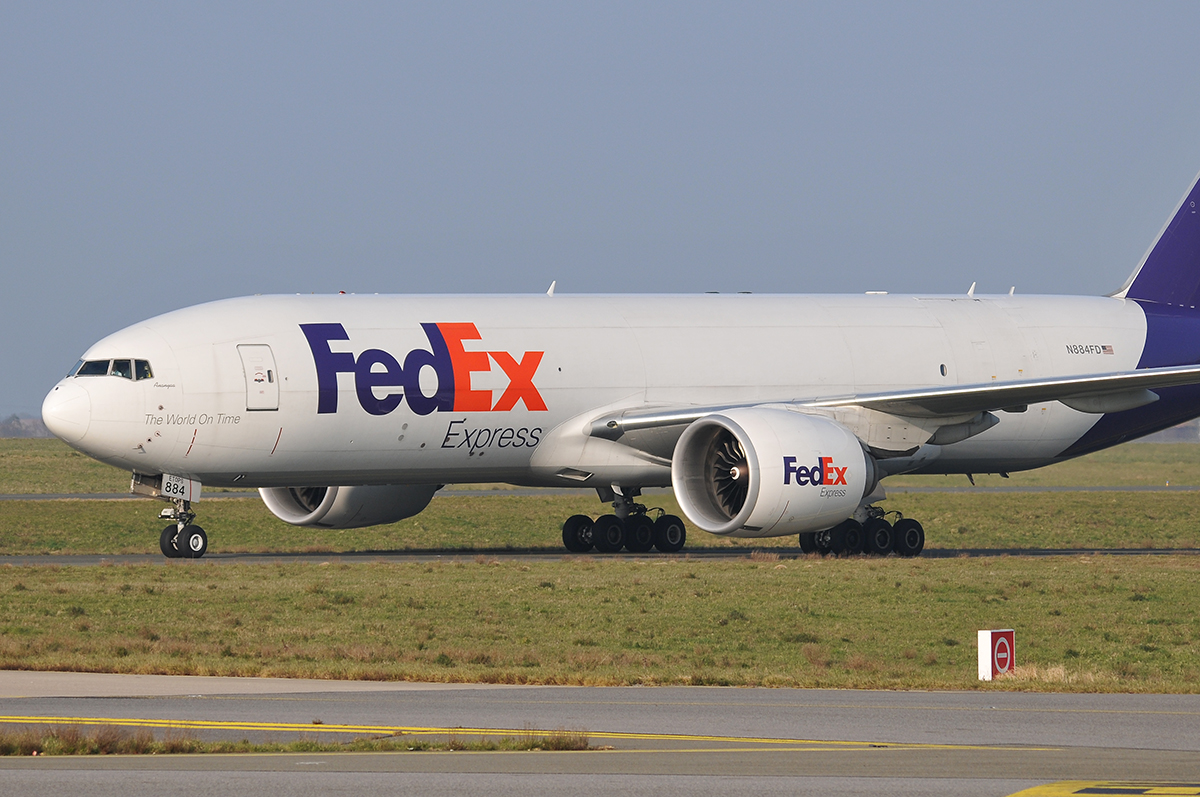 N884FD (37137) 2011 Boeing 777-FS2