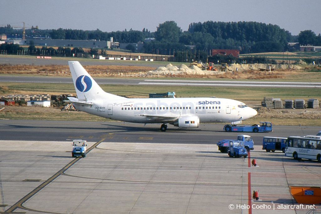 OO-SYH (25418) 1991 Boeing 737-529