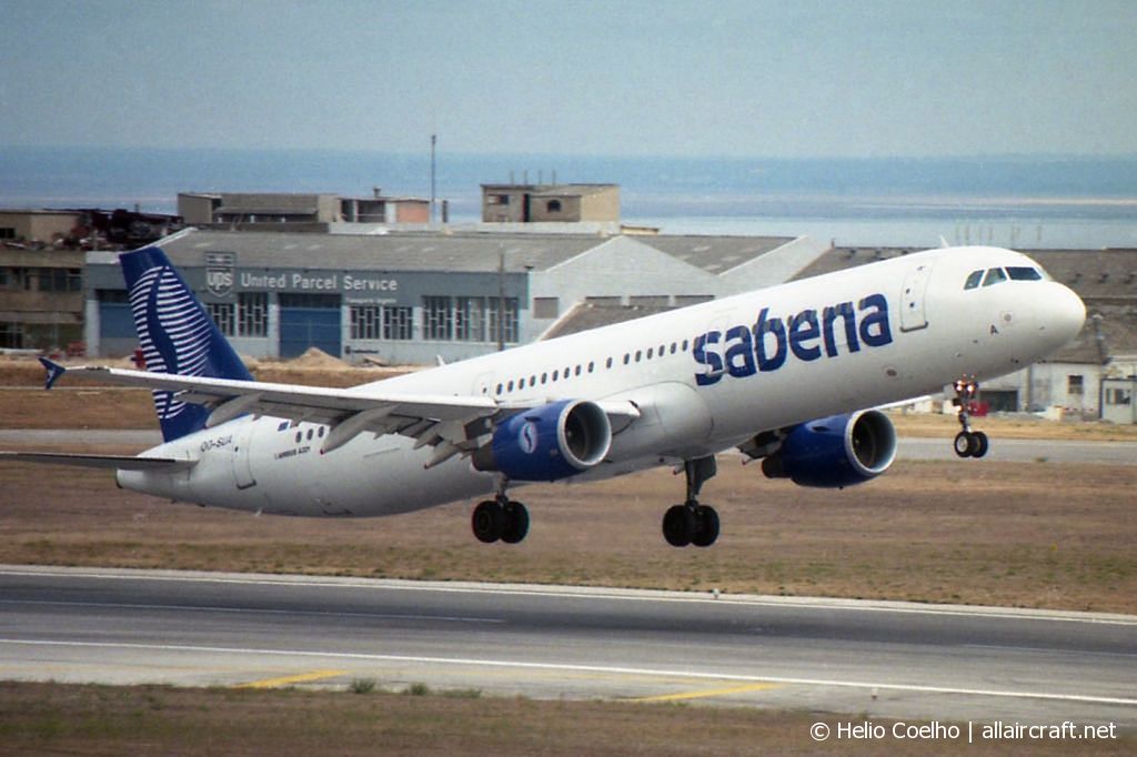 OO-SUA (970) 1999 Airbus A321-211
