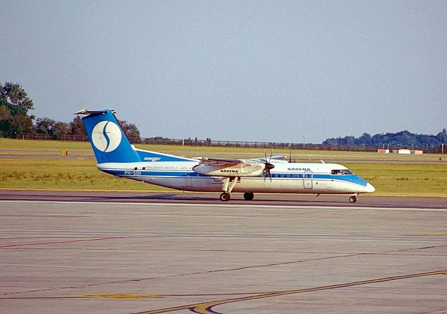 PH-SDI (216) 1990 Bombardier Dash 8-311