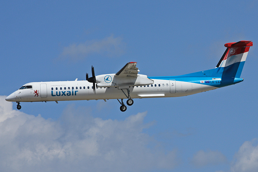 LX-LGA (4159) 2007 Bombardier Dash 8-Q402