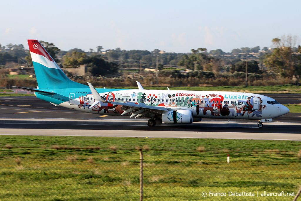LX-LBA (43537) 2015 Boeing 737-8C9(WL)