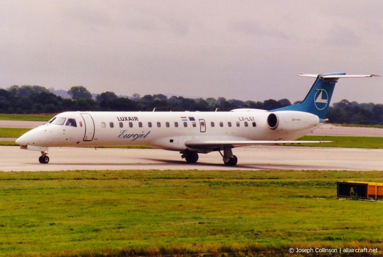 LX-LGY (145242) 2000 Embraer ERJ-145LU