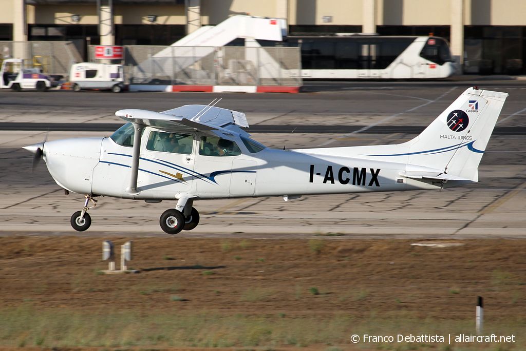 I-ACMX (17267500) 1976 Cessna 172M
