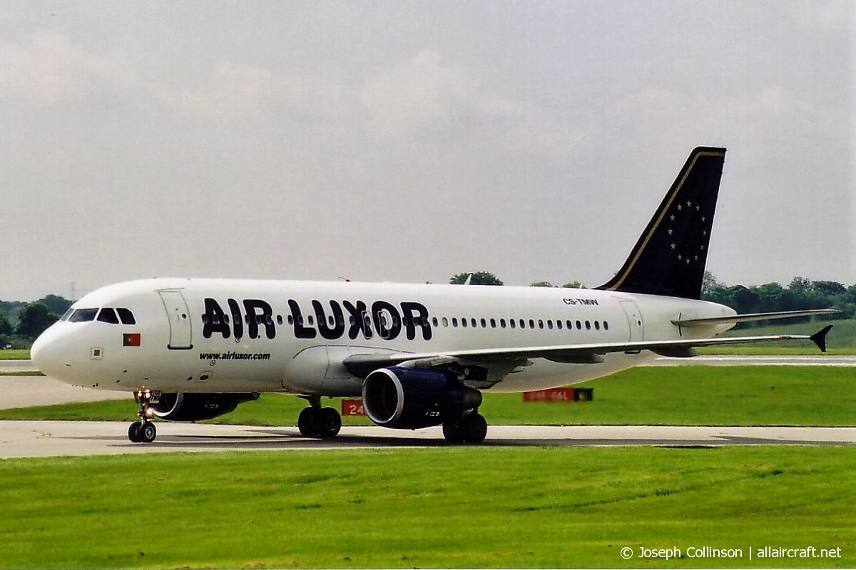 CS-TMW (1667) 2001 Airbus A320-214