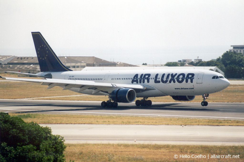 SE-RBF (353) 2000 Airbus A330-223