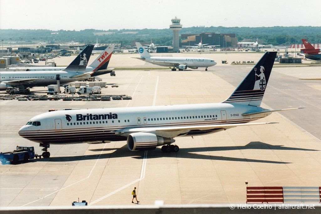 G-BYAB (25139) 1991 Boeing 767-204(ER)